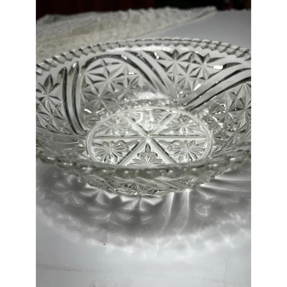 VTG Anchor Hocking‎ Crystal Clear Pressed Glass Stars and Bars Serving Bowl 8